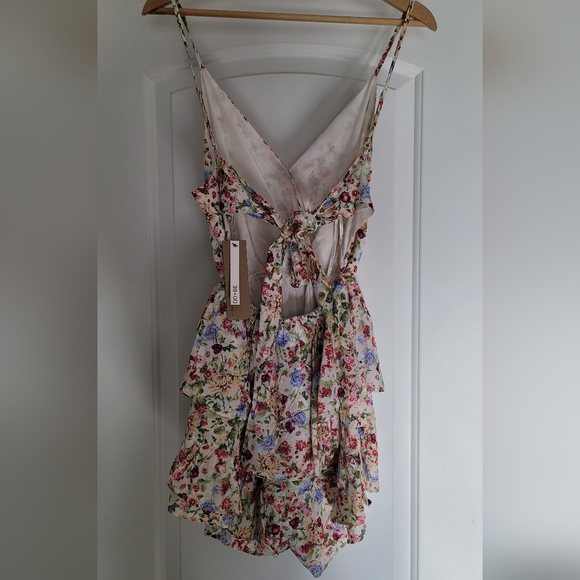 NWT Floral Romper - Picture 6 of 7